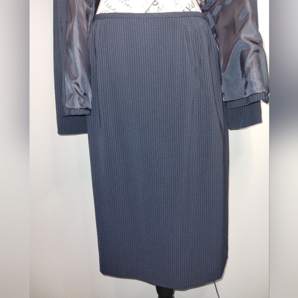 Dotted Pin Stripe Black Larry Levine Skirt & Jacket 10 - Picture 3 of 9